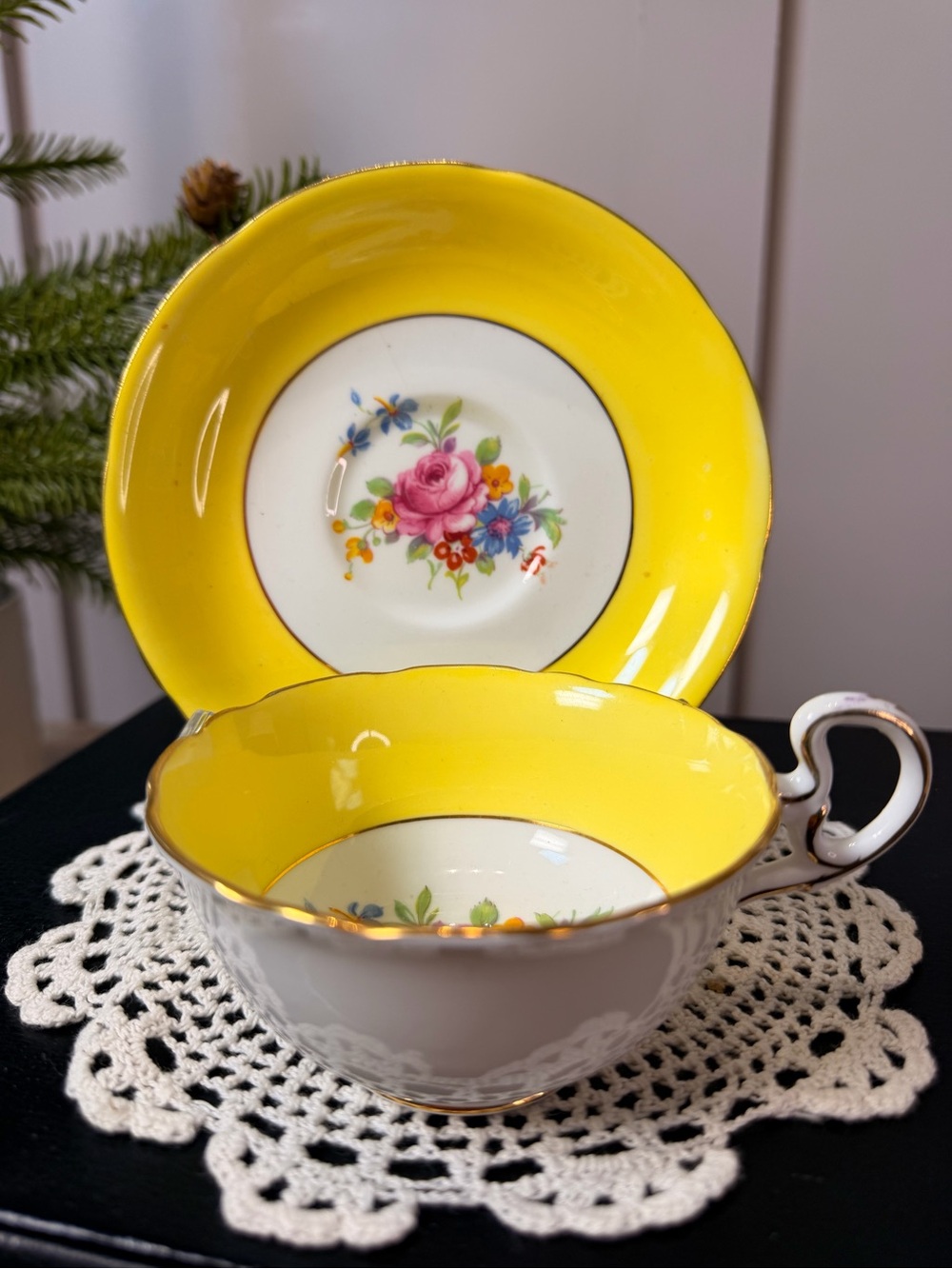 vintage Royal Grafton yellow fine bone china teacup and saucer set - Picture 9 of 12